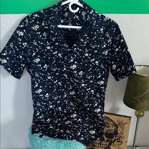H&M Navy Floral Women's Button Down Shirt